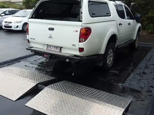 Mobile Wash Bay with Ramps
