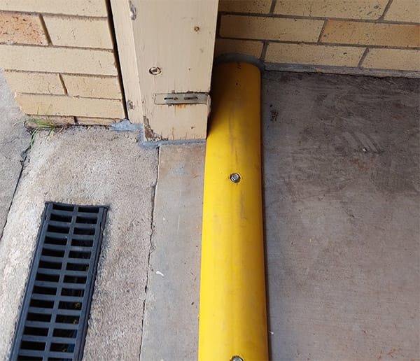Rubber Floor Bunding on Warehouse Floor to Contain Leaks