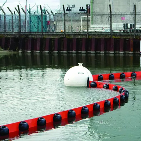 Oil containment boom for ports and harbours Oil containment boom for ports and harbours